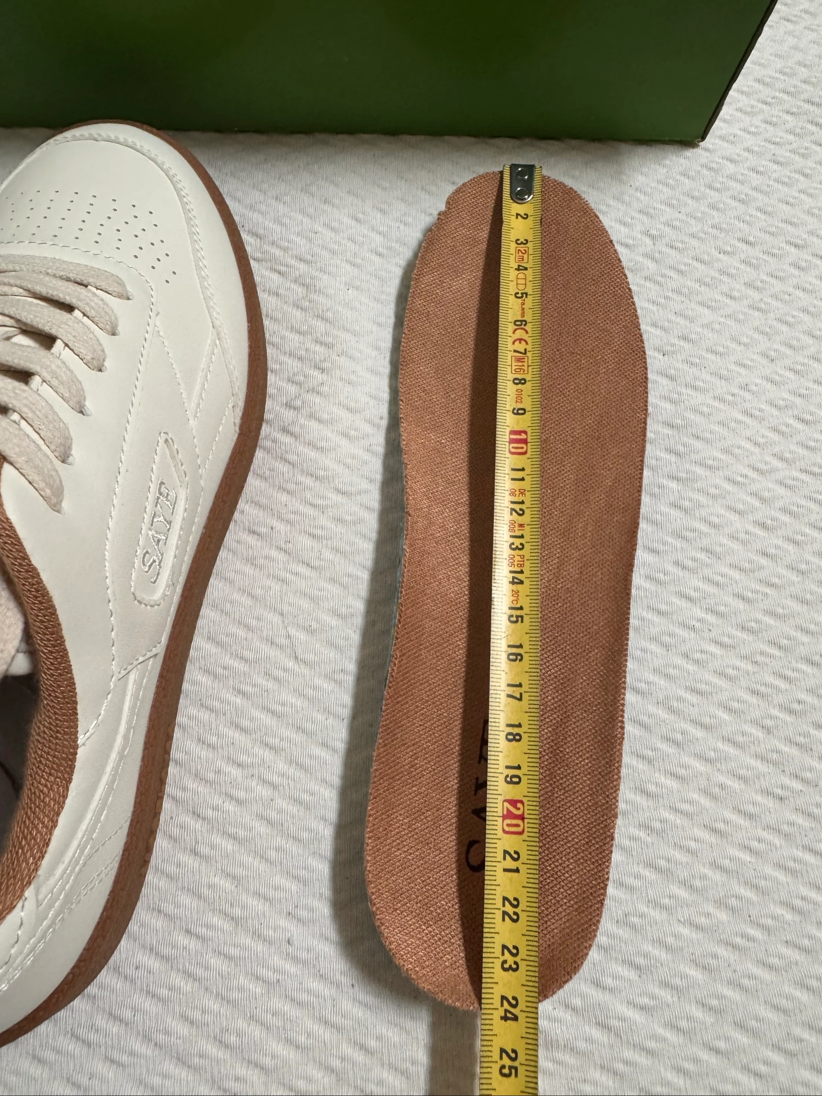 Saye Vegan Caramel Sneakers 37 – photo 13